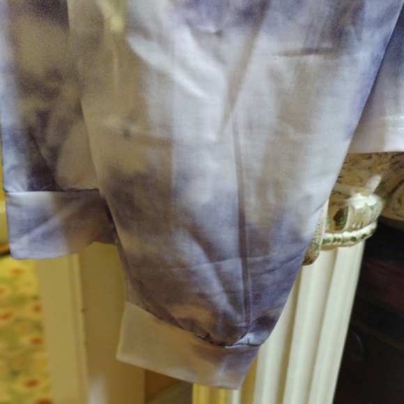 New Tye Dye Lounging Set - Picture 10 of 16